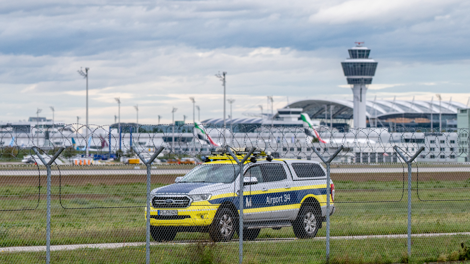 Almanya’da İHA Telaşı!, © dpa