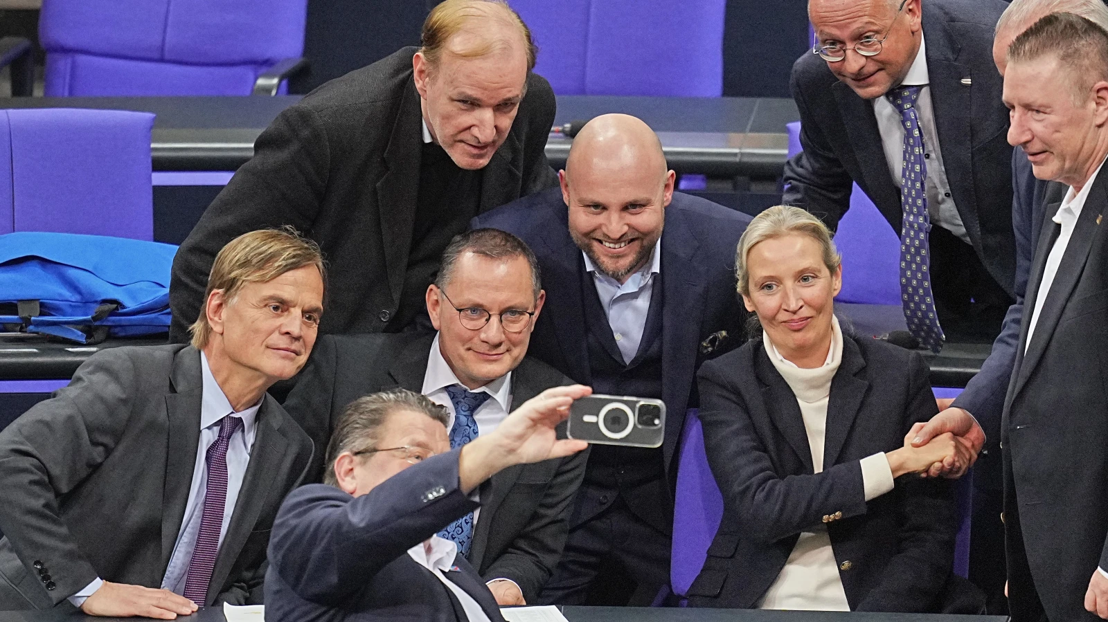 AfD Yasaklanır Mı? Önergeler Bugün Federal Meclis‘te , © Michael Kappeler/dpa AfD Yasaklanır Mı? Önergeler Bugün Federal Meclis‘te , © Michael Kappeler/dpa