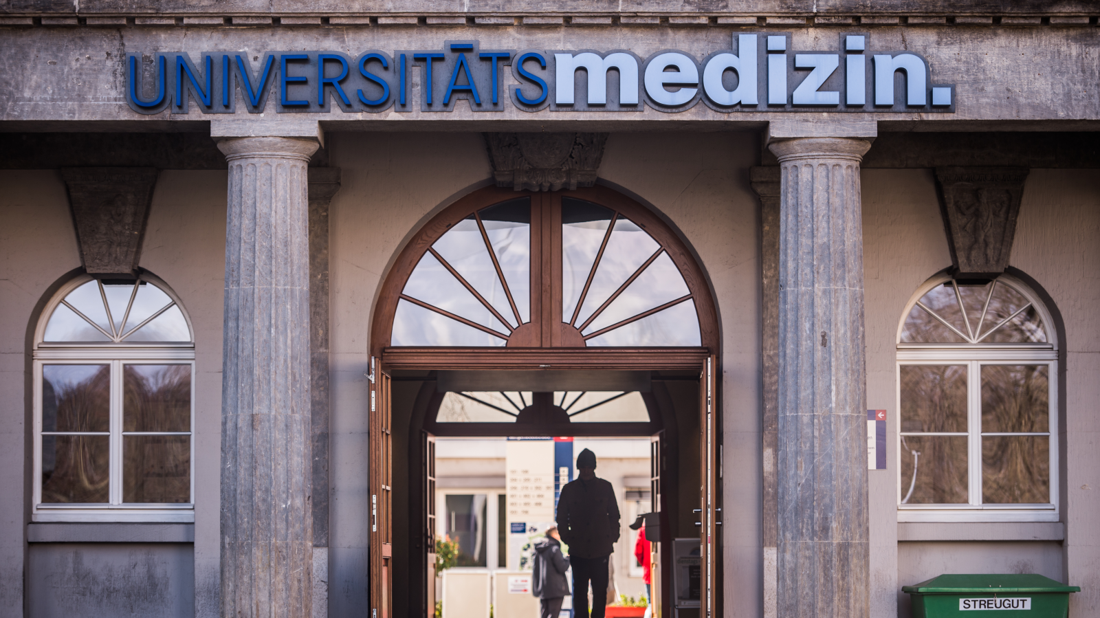 Hastane Reformu Bundesrat`tan da Geçti!, © dpa