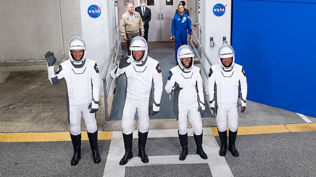 Vier Raumfahrer von der ISS abgedockt, © Joel Kowsky/NASA/AP/dpa Vier Raumfahrer von der ISS abgedockt, © Joel Kowsky/NASA/AP/dpa