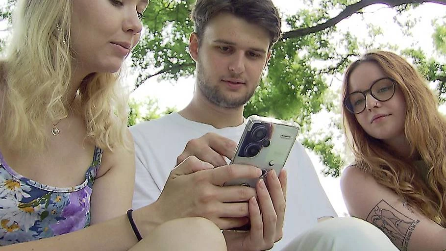 Handykonsum kann Magersucht fördern, © ORF Vorarlberg / Symbolbild Handykonsum kann Magersucht fördern, © ORF Vorarlberg / Symbolbild