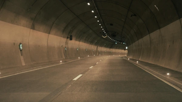 Petition fordert Tempolimit 80 zurück im Eggfluetunnel, © Mohamed B. Petition fordert Tempolimit 80 zurück im Eggfluetunnel, © Mohamed B.