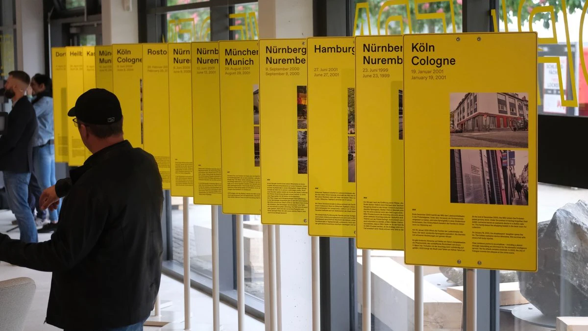 Berlin’de NSU Kurbanları Anılıyor: Irkçı Terörün Yıl Dönümünde Anma Etkinliği!, © Sebastian Willnow/dpa Berlin’de NSU Kurbanları Anılıyor: Irkçı Terörün Yıl Dönümünde Anma Etkinliği!, © Sebastian Willnow/dpa