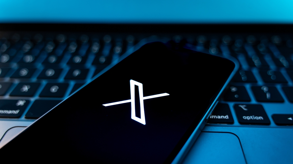 Elon Musk’a Sert Uyarı: X Kapatılabilir!, © shutterstock