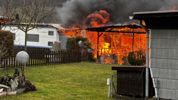 Wohnwagen in Wagenhausen abgebrannt, © Bild: Kantonspolizei Thurgau