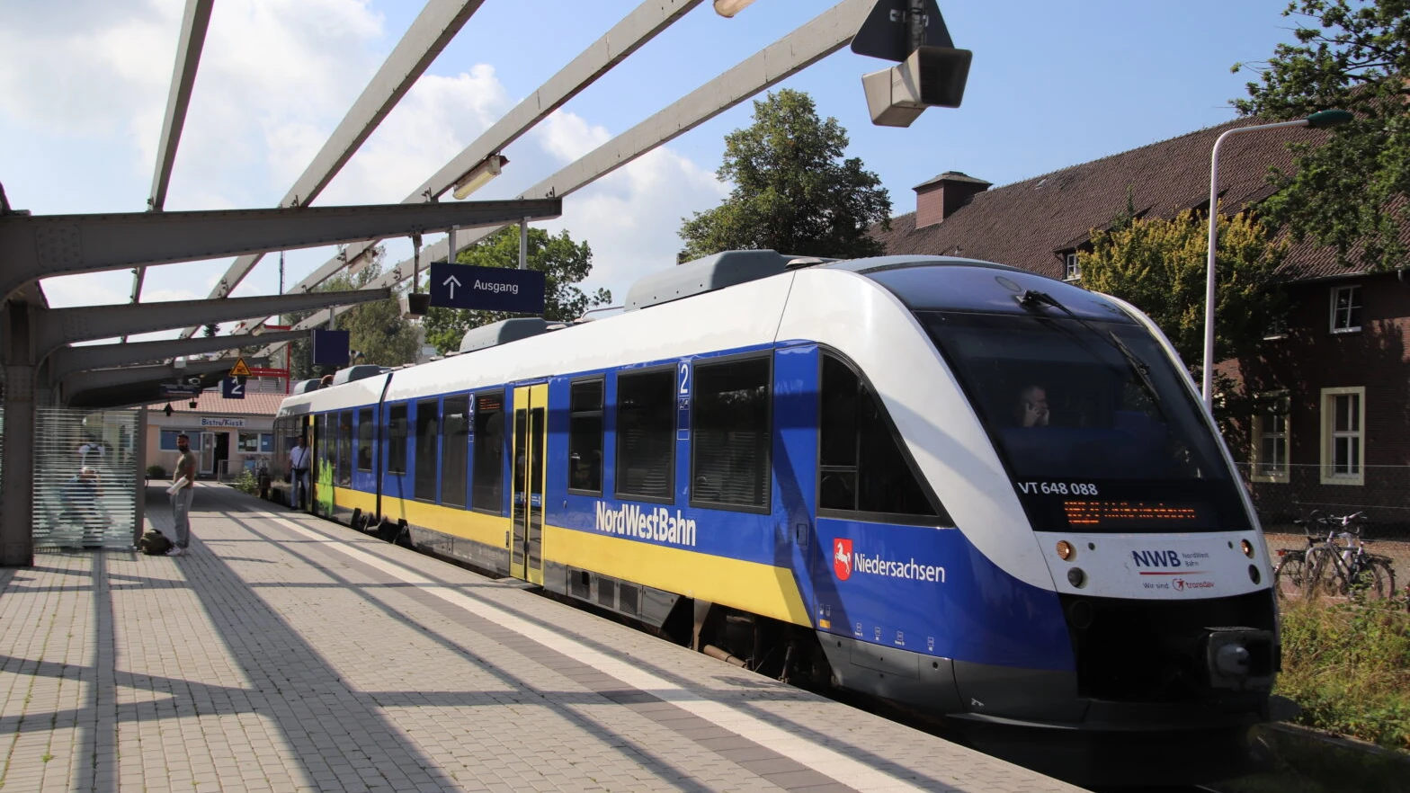 Ana Tren Garı ile Burg Arasında Ray Çalışması: Tren Yerine Otobüsler!, © nordwestbahn Ana Tren Garı ile Burg Arasında Ray Çalışması: Tren Yerine Otobüsler!, © nordwestbahn
