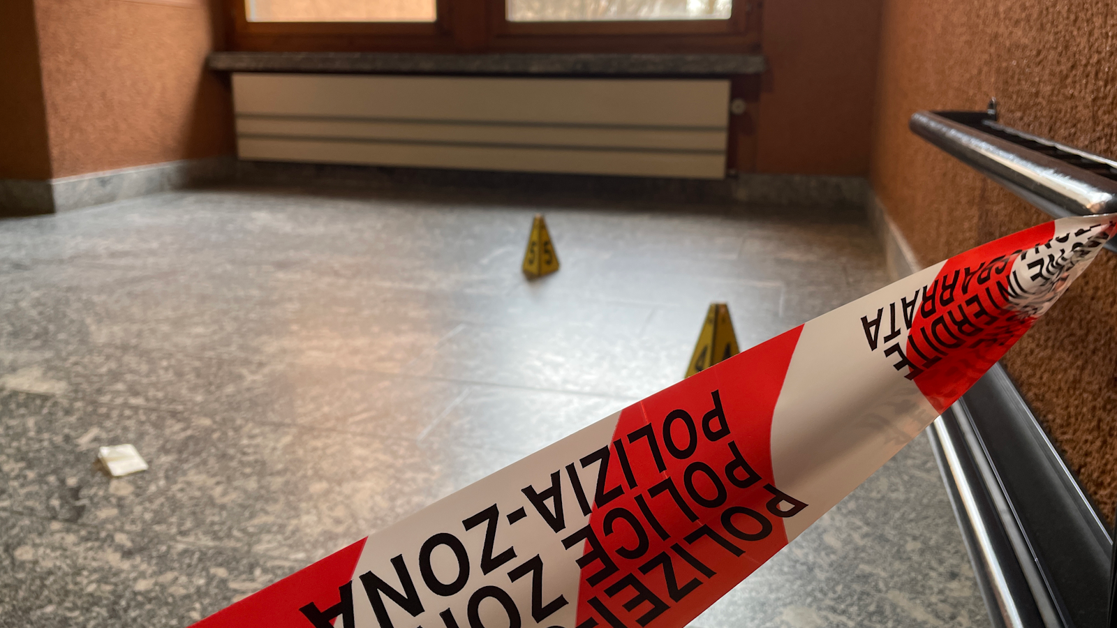 Mehrere Kinder durch Böllerzündung an Churer Schule verletzt, © Kapo GR