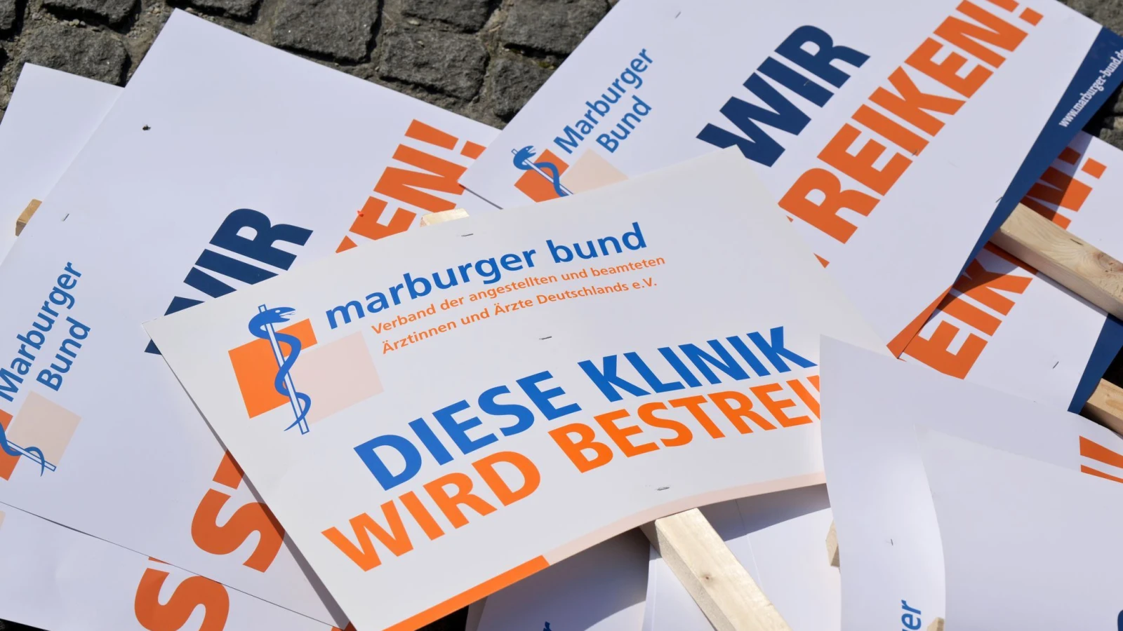 Doktorlar Greve Gidiyor!, © dpa Doktorlar Greve Gidiyor!, © dpa