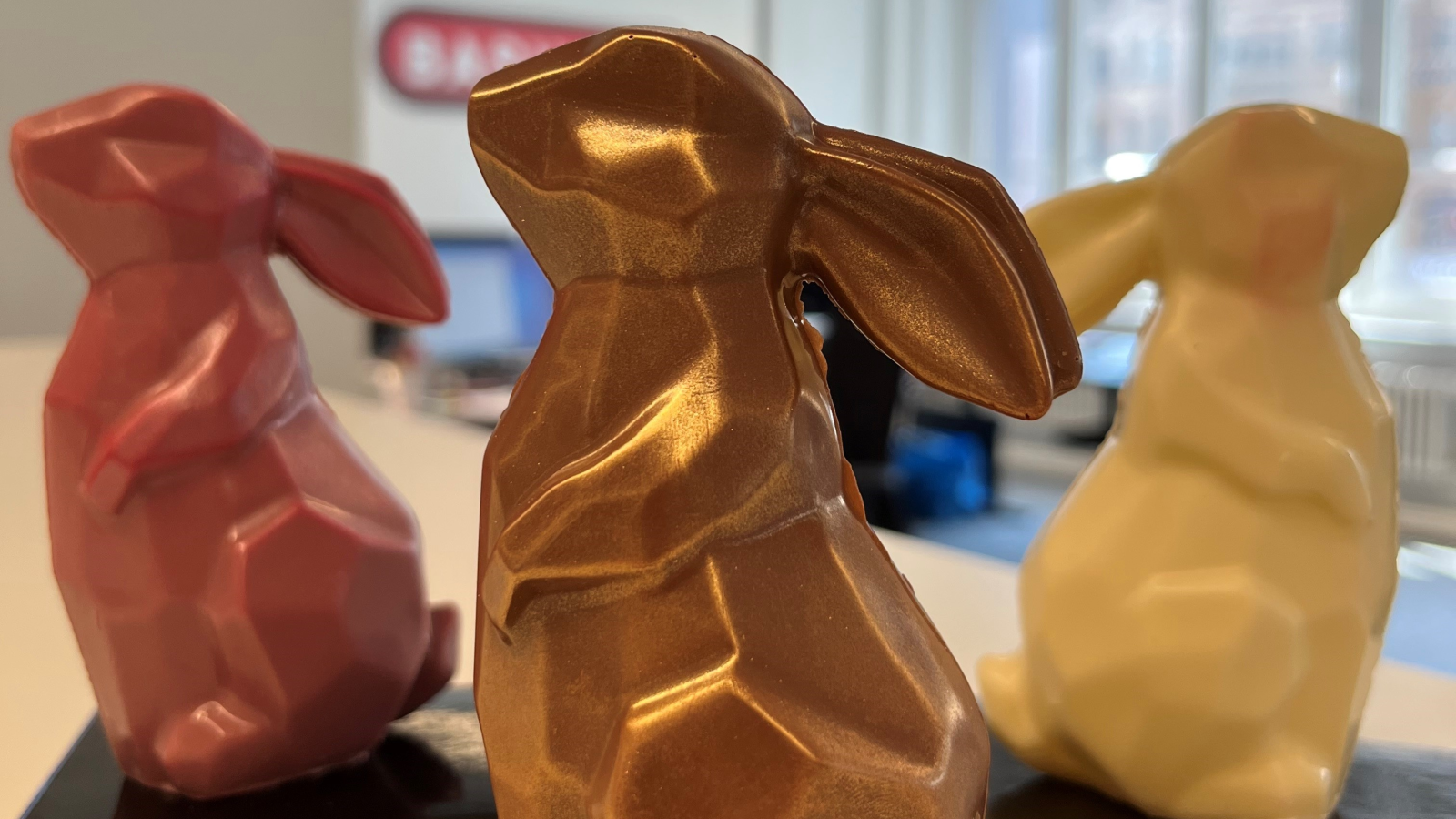 Der schönste Schoggi-Osterhase der Region!&nbsp;, © Basilisk