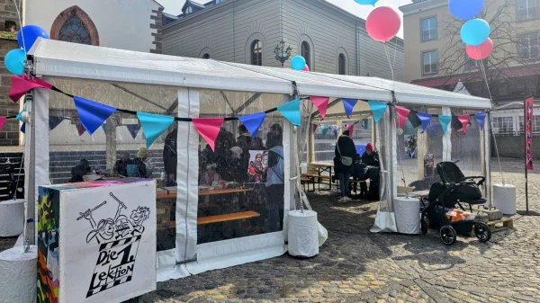 1. Lektion Zelt Barfi 2025, © Basilisk 1. Lektion Zelt Barfi 2025, © Basilisk