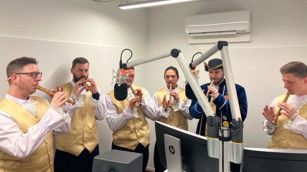 Mit Blockflöten an der Fasnacht