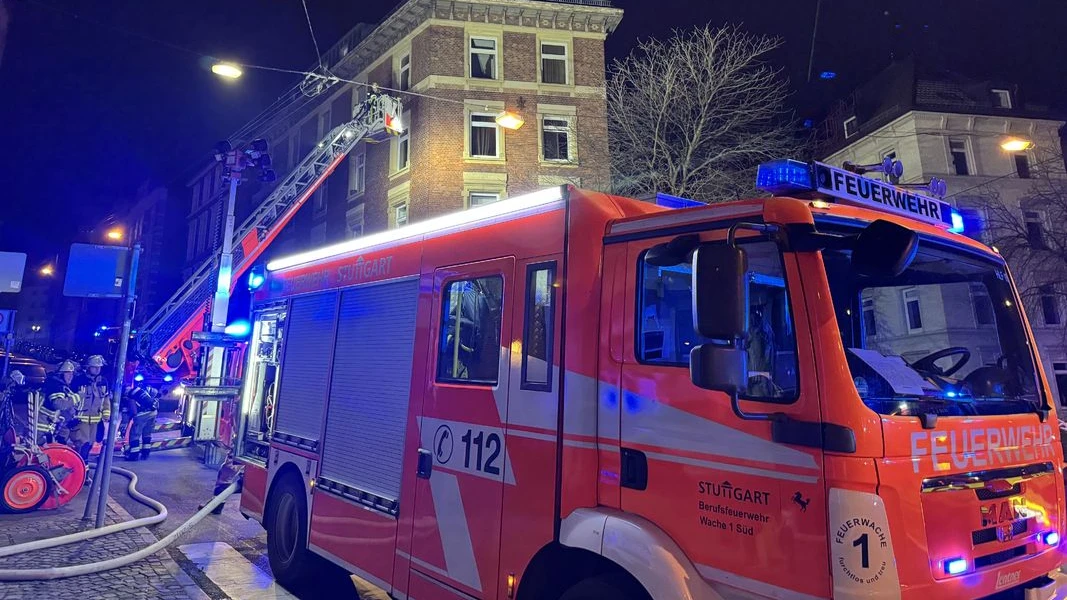 Baden-Württemberg’de Yılbaşı Gecesi Acı Bilanço: Üç Ölü, Çok Sayıda Yaralı, © Schulz/SDMG/dpa Baden-Württemberg’de Yılbaşı Gecesi Acı Bilanço: Üç Ölü, Çok Sayıda Yaralı, © Schulz/SDMG/dpa