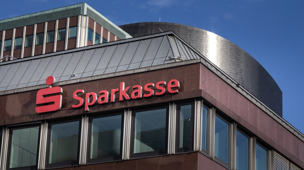 Sparkasse maskesi altında dolandırıcılık, © shutterstock