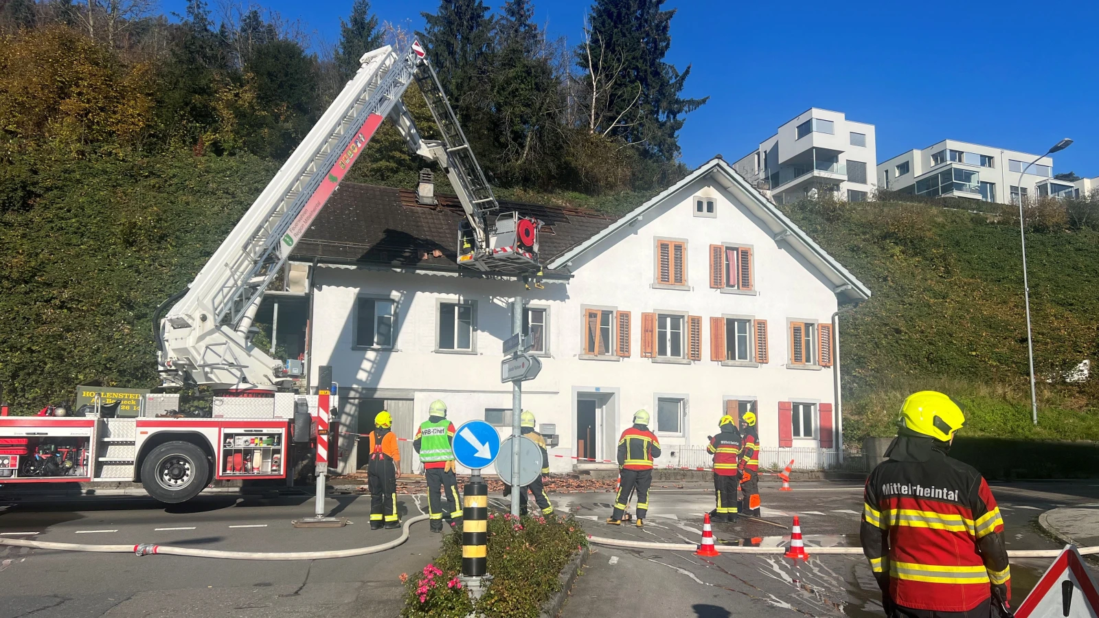 Brand von leer stehendem Haus in Heerbrugg, © Kantonspolizei St. Gallen Brand von leer stehendem Haus in Heerbrugg, © Kantonspolizei St. Gallen