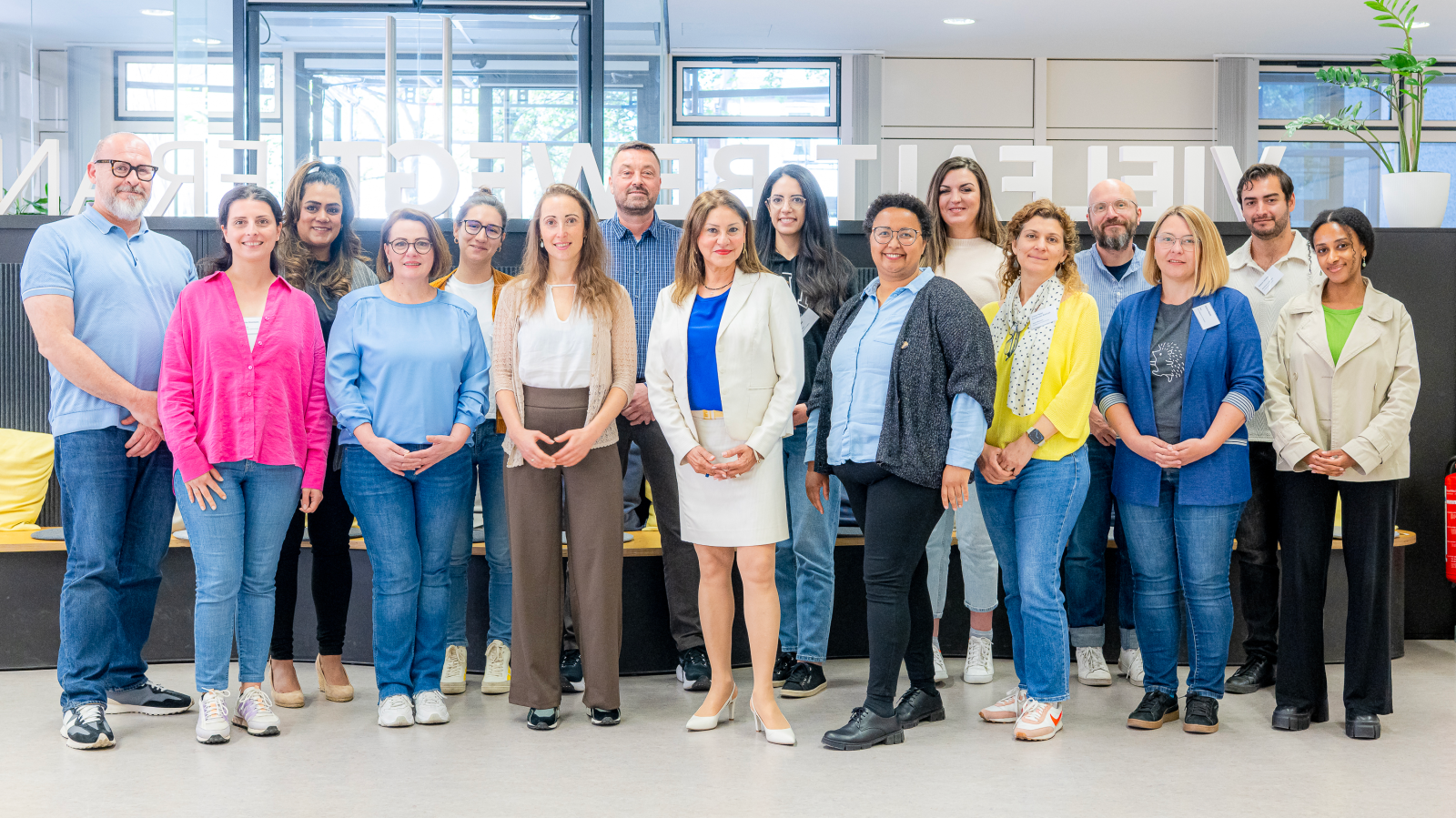 Frankfurt'ta İlk: Belediye Başkan Yardımcısı Eskandari-Grünberg, Antidiskriminasyon Ağı Katılımcılarını Ağırladı, © Frankfurt-am-Main-Foto-Michael-Braunschaedel