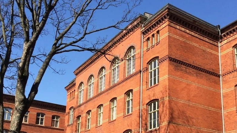 Bazı Okullarda Öğrencilerden Dini Baskı Geldiği İddia Edildi!, © shutterstock Bazı Okullarda Öğrencilerden Dini Baskı Geldiği İddia Edildi!, © shutterstock