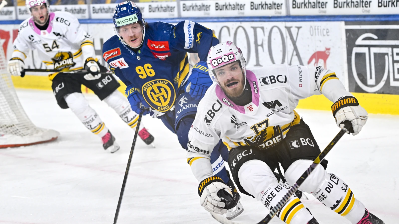 Heimsiege für Spitzenteams Davos und ZSC Lions, © KEYSTONE JUERGEN STAIGER Heimsiege für Spitzenteams Davos und ZSC Lions, © KEYSTONE JUERGEN STAIGER