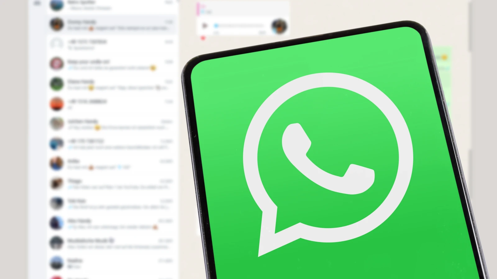 Alman Siber Güvenlik Kurumu WhatsApp için uyardı: Bu özellik dolandırıcıların hedefinde, © shutterstock Alman Siber Güvenlik Kurumu WhatsApp için uyardı: Bu özellik dolandırıcıların hedefinde, © shutterstock