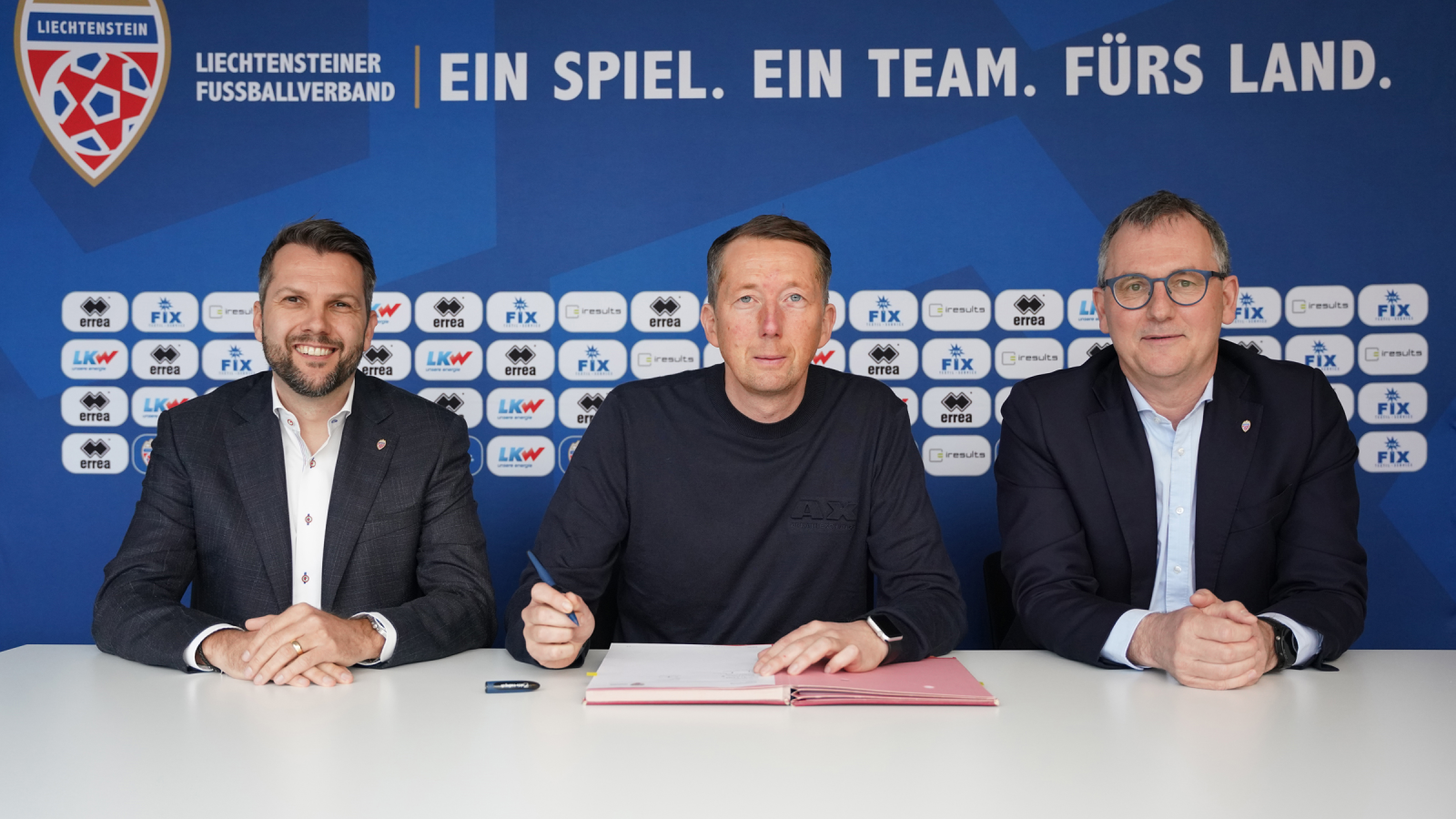 LFV verlängert mit Konrad Fünfstück, © LFV