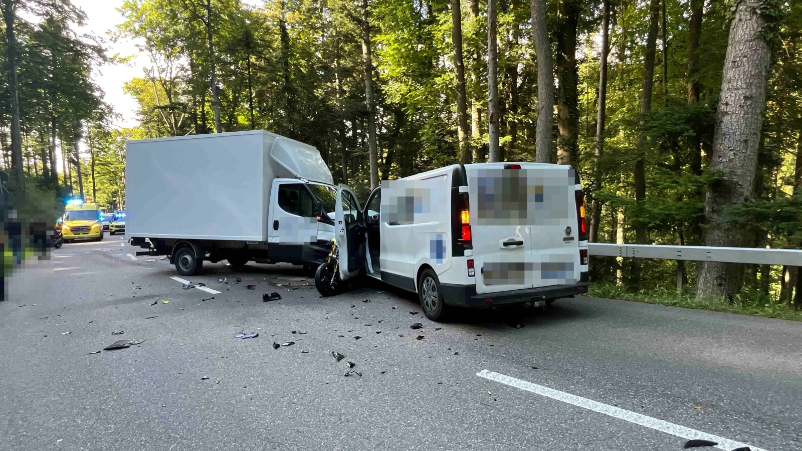 Motorradfahrer stirbt nach Verkehrsunfall auf dem Gempen, © Polizei Kanton Solothurn Motorradfahrer stirbt nach Verkehrsunfall auf dem Gempen, © Polizei Kanton Solothurn