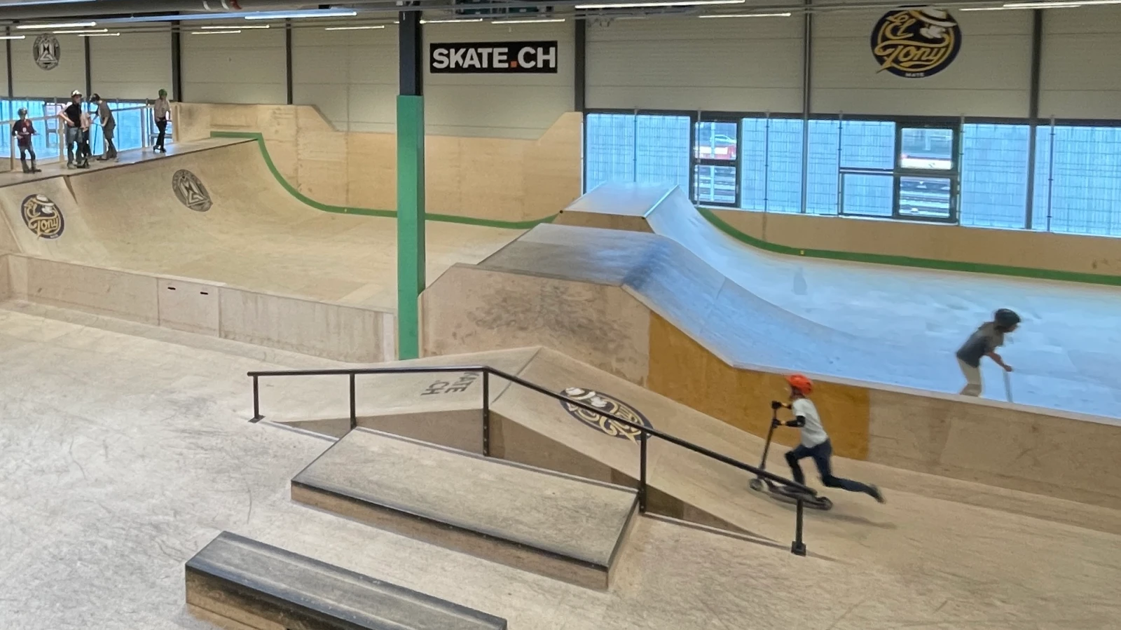Skateboard, BMX und Scooter - die Trendsporthalle Basel ist voll im Trend, © Radio Basilisk Skateboard, BMX und Scooter - die Trendsporthalle Basel ist voll im Trend, © Radio Basilisk