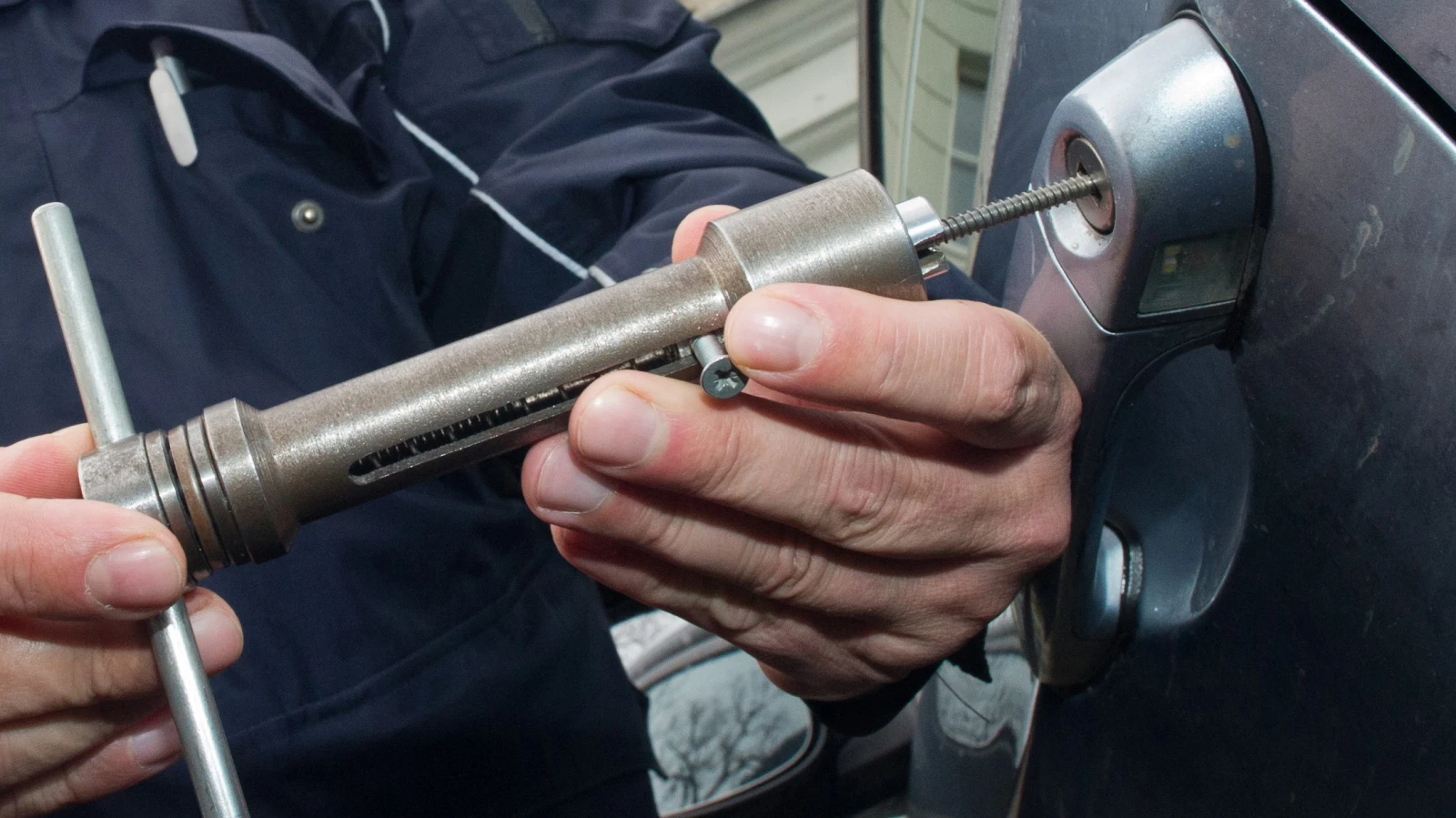 Hessen'de Araç Hırsızlıkları Yükselişte: Lüks ve SUV Araçlar Hedefte, © dpa Hessen'de Araç Hırsızlıkları Yükselişte: Lüks ve SUV Araçlar Hedefte, © dpa