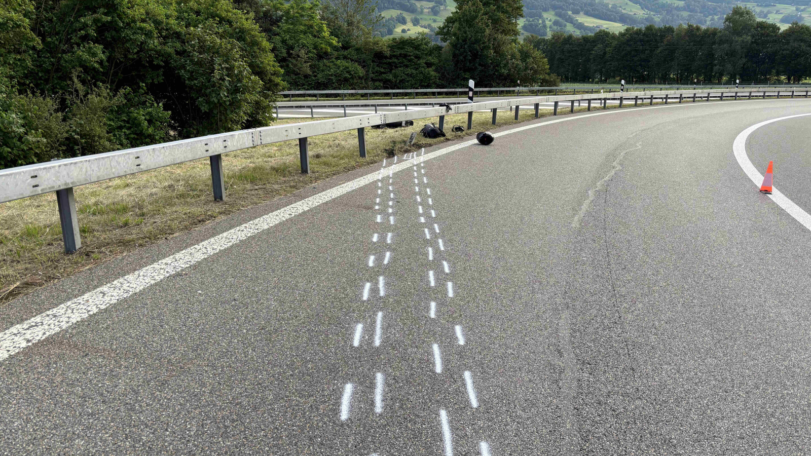 Selbstunfall mit Motorrad auf Autobahn bei Mels, © Kapo St. Gallen