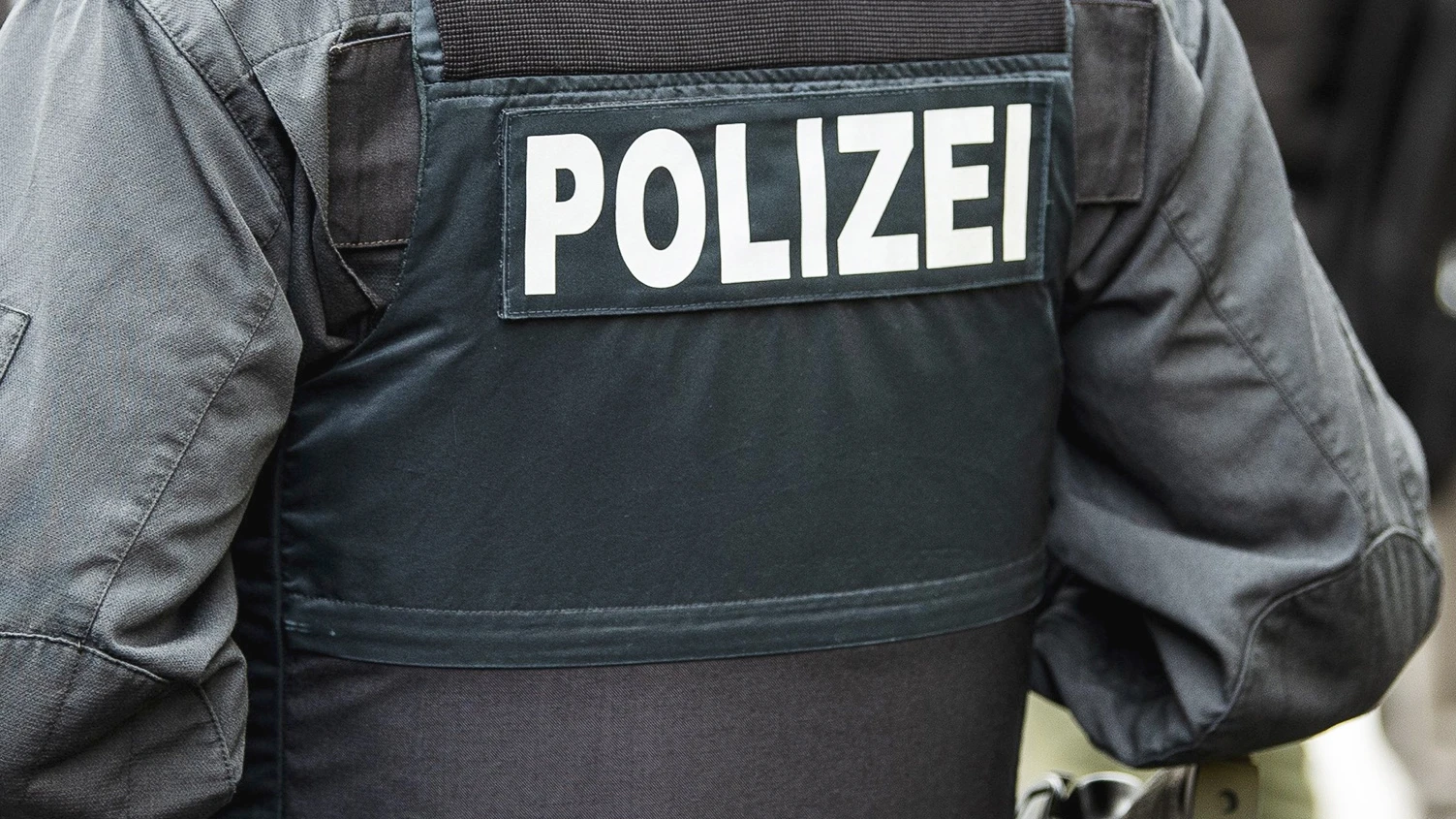 Uluslararası Faaliyet Gösteren Insan Kaçakçılığı Çetesi Çökertildi Uluslararası Faaliyet Gösteren Insan Kaçakçılığı Çetesi Çökertildi