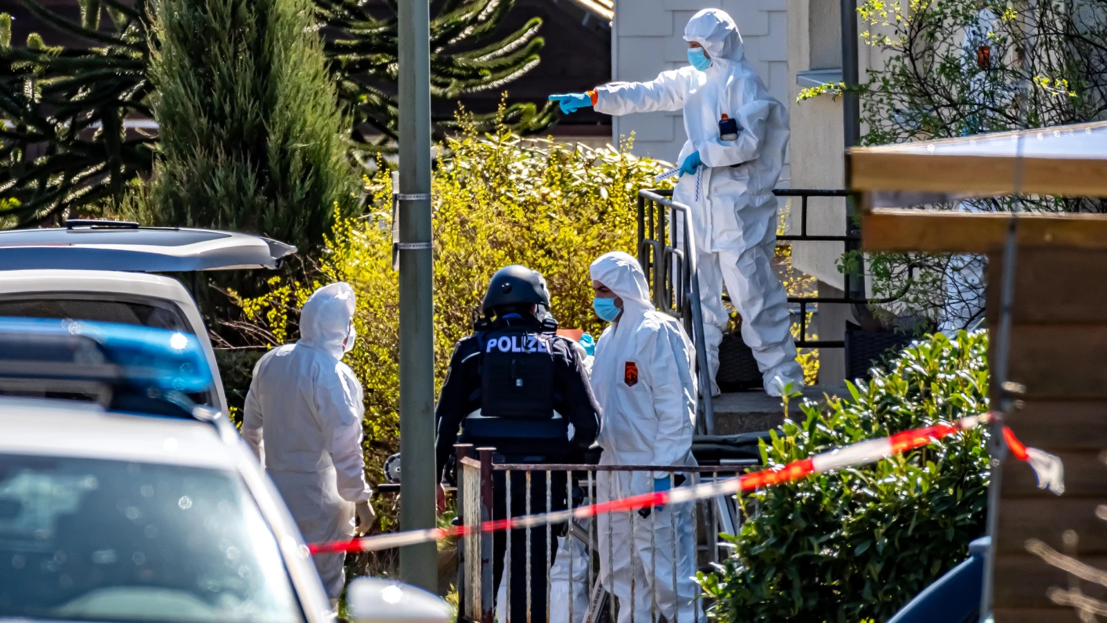 Üç Kişilik Aileyi Katleden Kişi Aranıyor!, © dpa Üç Kişilik Aileyi Katleden Kişi Aranıyor!, © dpa