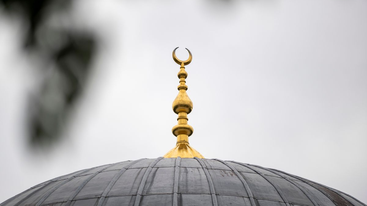 LEINFELDEN-ECHTERDINGEN’DEKİ YARIM KALAN MESCİT ARAZİSİ SATIŞA ÇIKARILIYOR, © Christophe Gateau/dpa