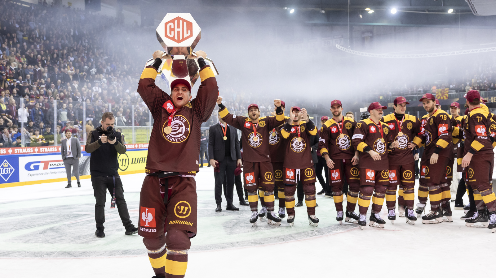 Der Hockey Club Genf-Servette gewinnt die Champions Hockey League, © Keystone / Cyril Zingaro