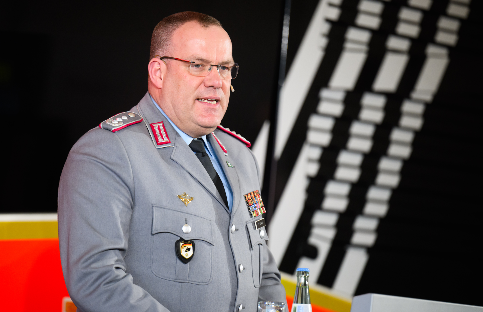 Albay Bild’e Konuştu: Acil durumlarda halk kendini nasıl koruyabilir?, © Julian Stratenschulte/dpa