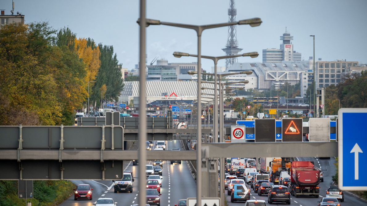 Berlin A100 üzerindeki köprüde paslanma: Onarım gerekiyor!, © Soeren Stache/dpa