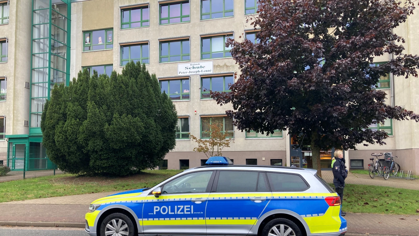 Duisburg’da Okullarda Eğitim Durduruldu!, © dpa Duisburg’da Okullarda Eğitim Durduruldu!, © dpa