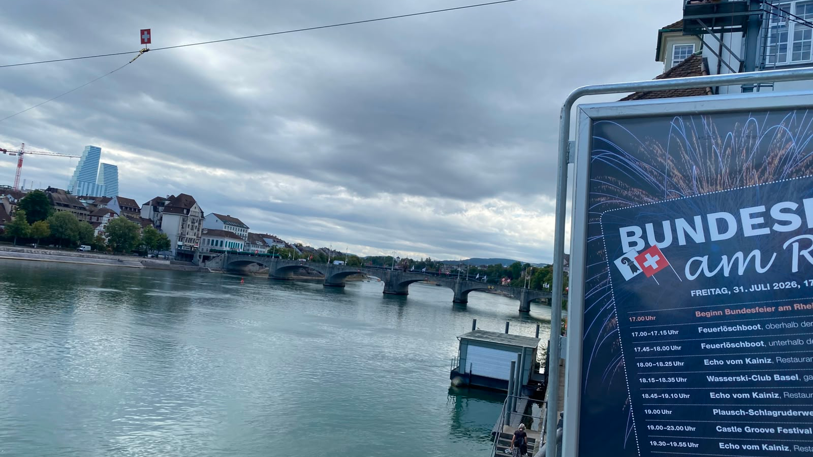 Ein Stadtfest mit Feuerwerk an der Bundesfeier auf dem Rhein, © Radio Basilisk