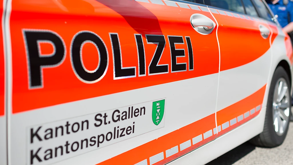 Eine Person nach Mottbrand in Pfadiheim in Sargans SG im Spital, © Kantonspolizei St. Gallen Eine Person nach Mottbrand in Pfadiheim in Sargans SG im Spital, © Kantonspolizei St. Gallen