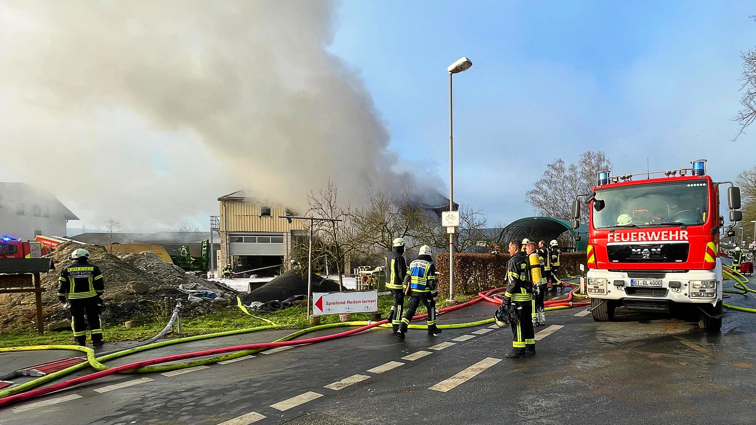 Uhldingen'de Yangın: Altı Yaralı, Büyük Maddi Kayıp!, © dpa Uhldingen'de Yangın: Altı Yaralı, Büyük Maddi Kayıp!, © dpa