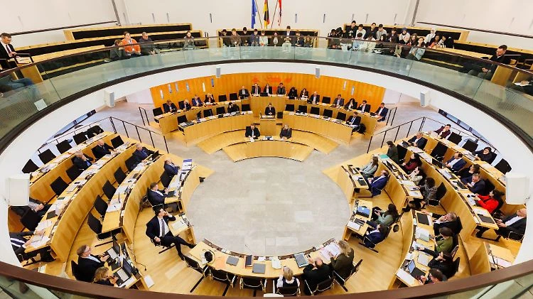 Hessen'de Yerel Seçim Sistemi Davalık Oldu!, © dpa Hessen'de Yerel Seçim Sistemi Davalık Oldu!, © dpa