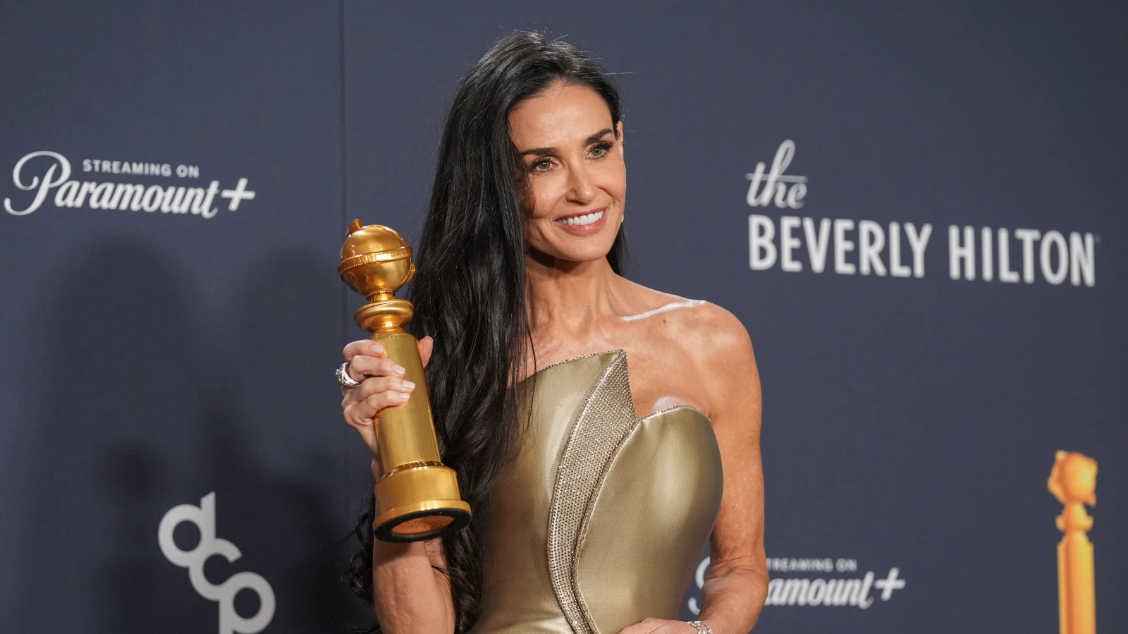 Demi Moore gewinnt Golden Globe als Komödien-Darstellerin, © AP Photo/Chris Pizzello Demi Moore gewinnt Golden Globe als Komödien-Darstellerin, © AP Photo/Chris Pizzello