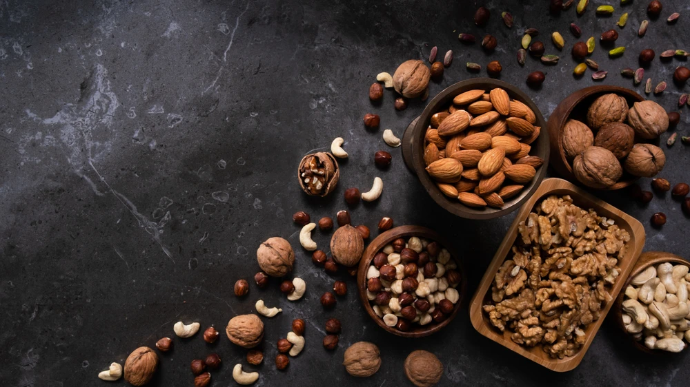 Sağlıklı Kilo Verme: Kuruyemişlerin Diyetinizdeki Gizli Rolü, © shutterstock Sağlıklı Kilo Verme: Kuruyemişlerin Diyetinizdeki Gizli Rolü, © shutterstock