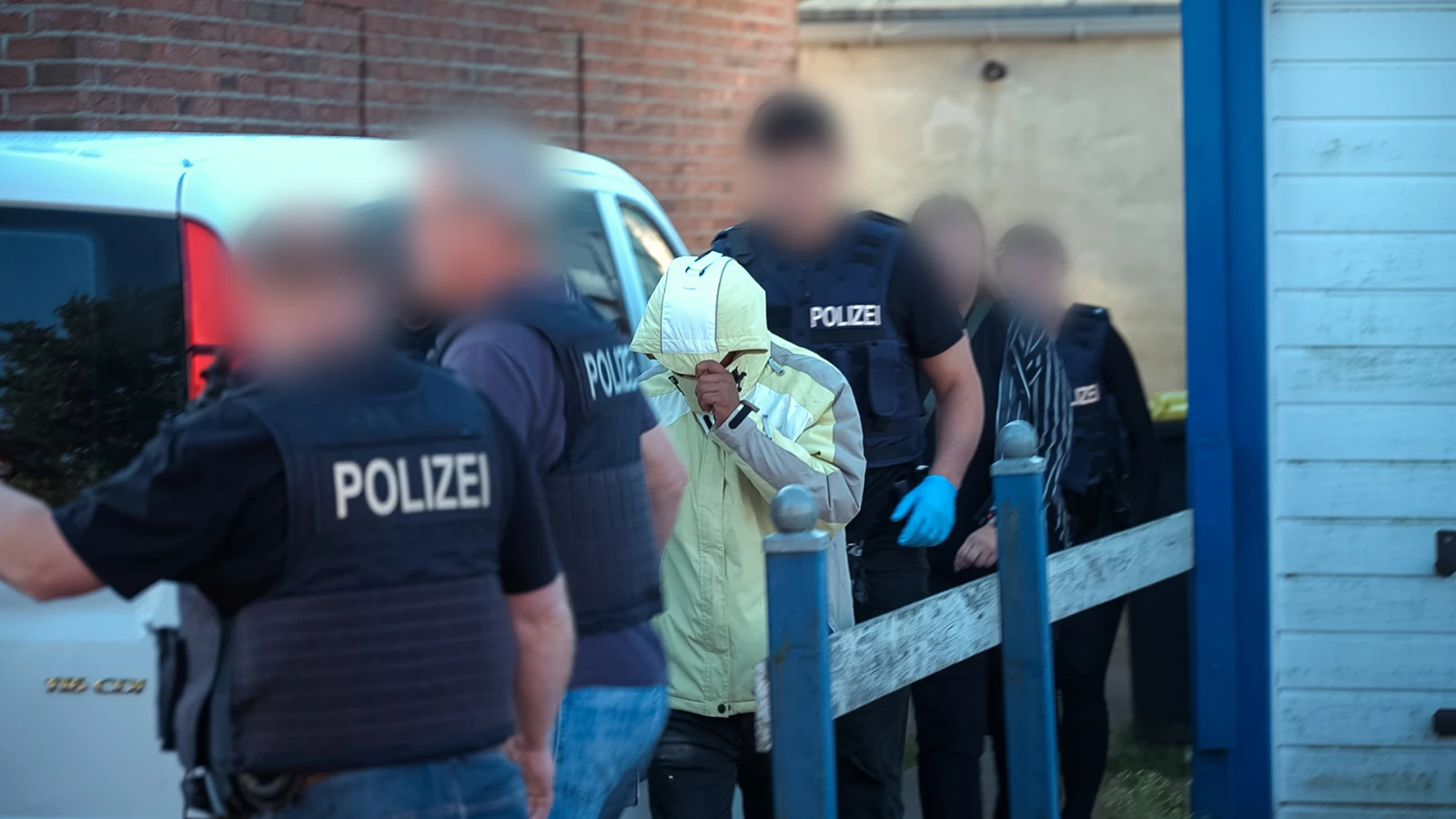 Ludwigshafen Kadın Cinayeti: Daha Önce Şiddet İhbarı Yapmıştı, © Jonas Walzberg/dpa Ludwigshafen Kadın Cinayeti: Daha Önce Şiddet İhbarı Yapmıştı, © Jonas Walzberg/dpa