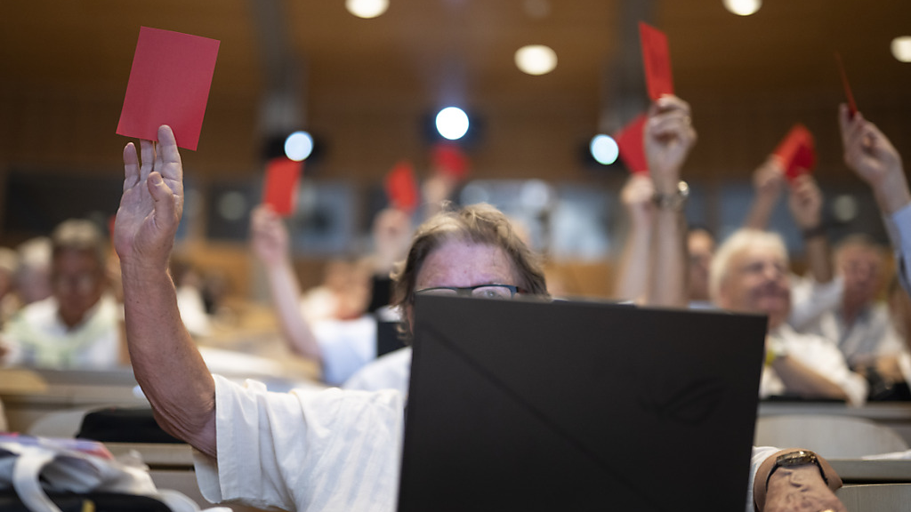 Schweizer bleiben beim Auswandern in Europa, © Keystone-SDA