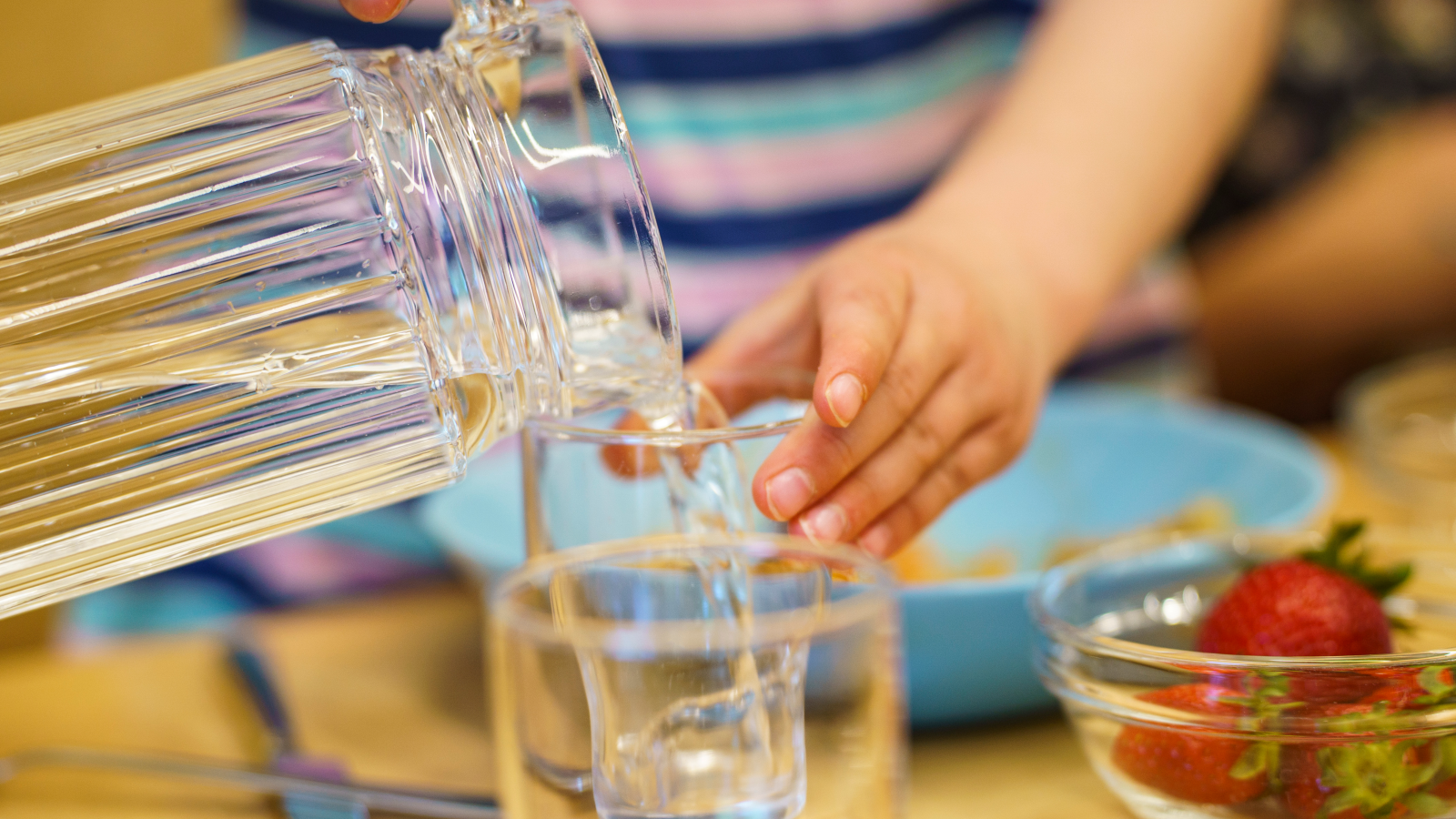 Bremen'de Kreş Mutfakları Kapanma Tehlikesiyle Karşı Karşıya: Aileler ve Çalışanlar Sokakta, © dpa