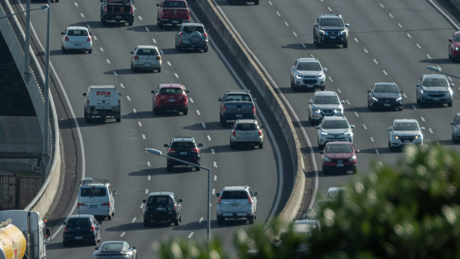 Deutlich höhere Ausgaben bei Autobahn-Abstimmung als budgetiert, © Unsplash/Robert Calvert