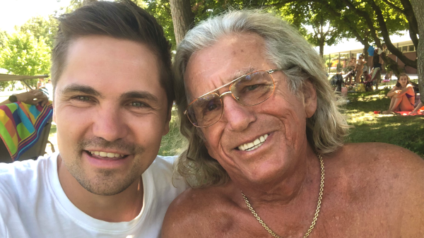 Peter hat auf hoher See gearbeitet