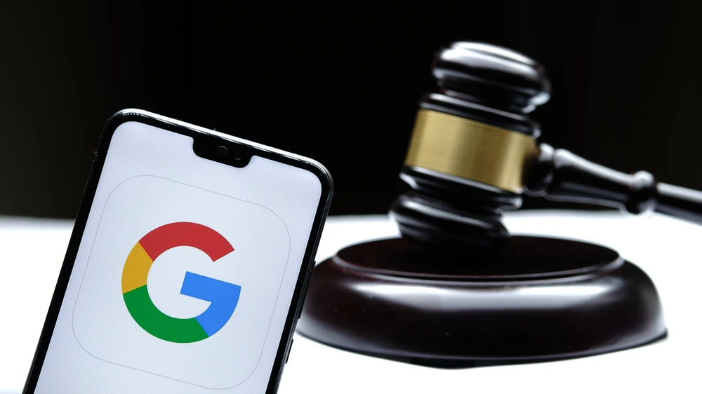 Teknoloji Devlerine Milyar Euroluk Darbe: Google ve Apple'a Ağır Cezalar!, © shutterstock Teknoloji Devlerine Milyar Euroluk Darbe: Google ve Apple'a Ağır Cezalar!, © shutterstock