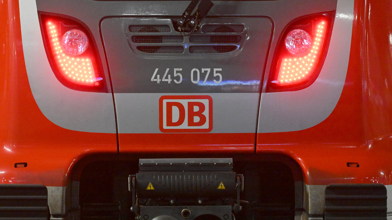 Frankfurt–Taunus Arası Haftalarca Demiryolu Kısıtlaması Başladı, © Felix Hörhager/dpa