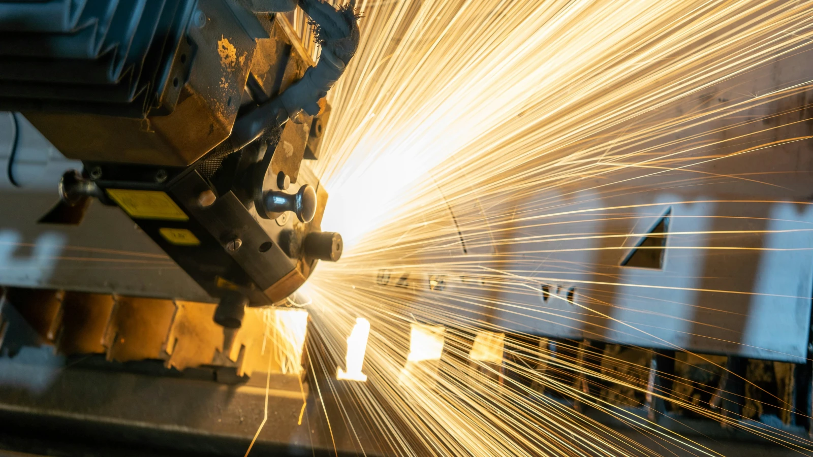 Swissmem-Präsident: "Wir brauchen Zuwanderung in den Arbeitsmarkt", © Unsplash/Clayton Cardinalli Swissmem-Präsident: "Wir brauchen Zuwanderung in den Arbeitsmarkt", © Unsplash/Clayton Cardinalli