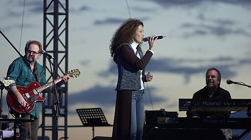 Rita Coolidge, © Seattle Municipal Archives from Seattle, WA, CC BY 2.0 <https://creativecommons.org/licenses/by/2.0>, via Wikimedia Commons