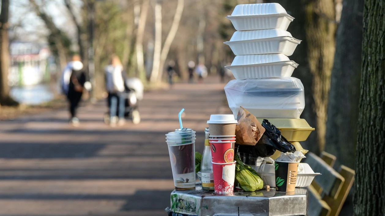 Almanya'da Gürültü Radarı ve Tek Tip Depozito Sistemi Geliyor!, © dpa Almanya'da Gürültü Radarı ve Tek Tip Depozito Sistemi Geliyor!, © dpa
